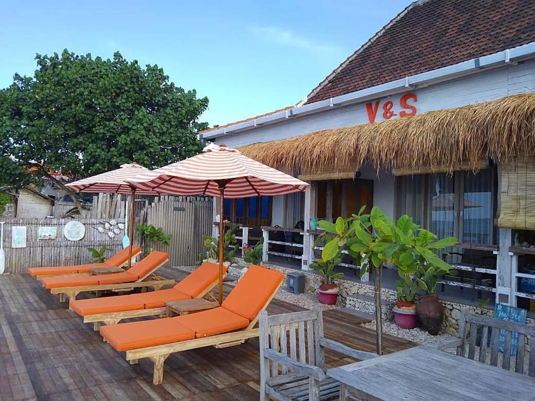 Vns Beachfront Guesthouse Toyapakeh Exterior foto